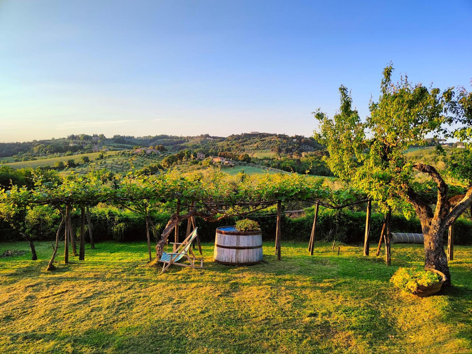 Borgo Villa Certano - Case Vacanza In Toscana Siena Eksteriør bilde